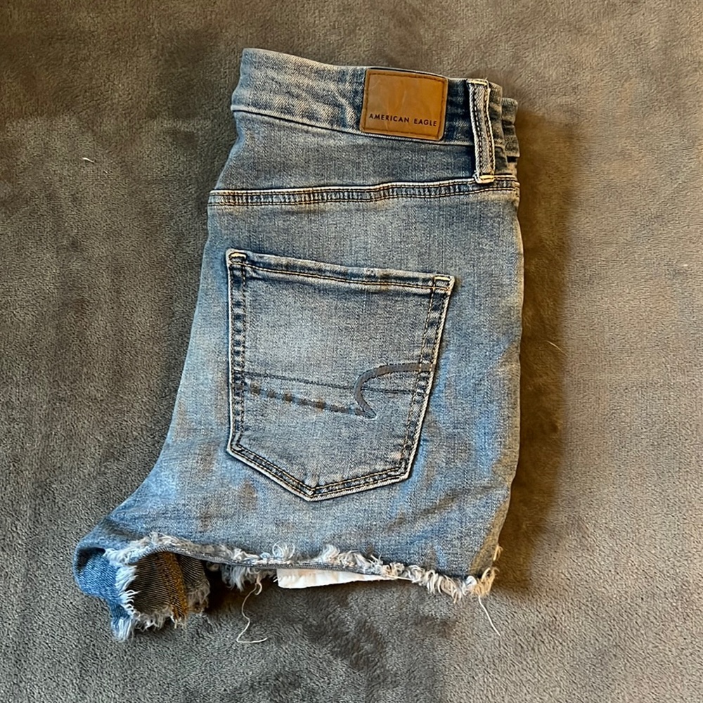 American Eagle High Rise Shorts Size 8
